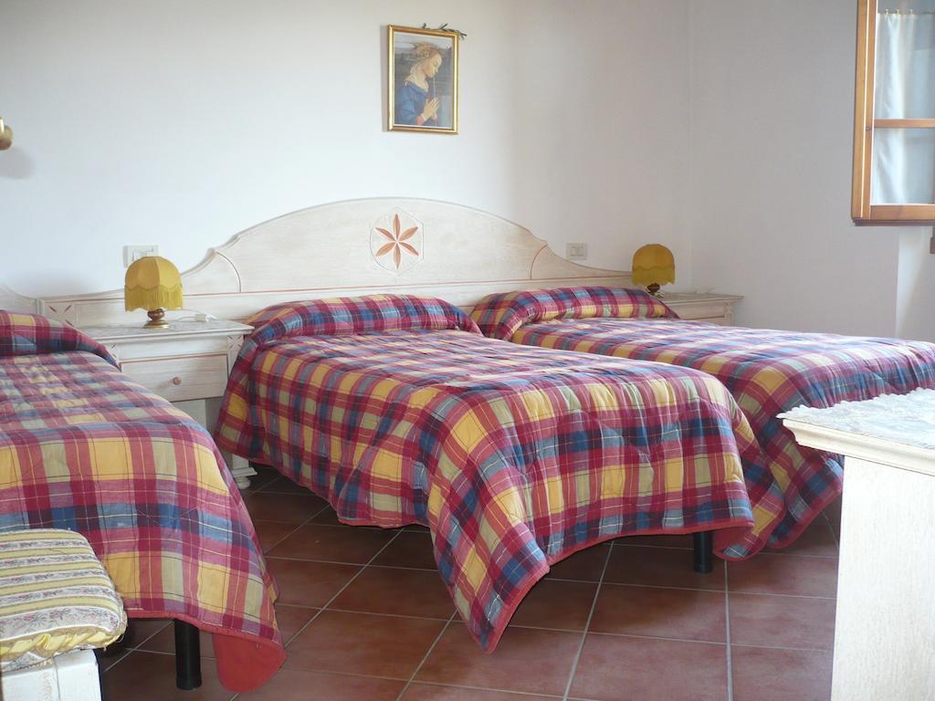 Agriturismo La Ripa Villa Reggello Room photo